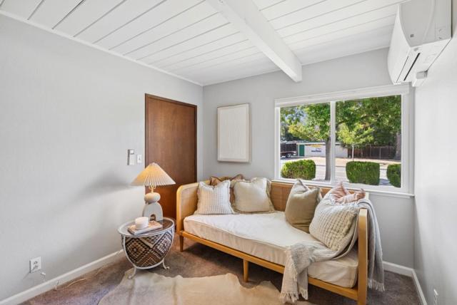 822 Dartshire Way, Sunnyvale CA: https://media.crmls.org/mediaz/3967c5cc-8962-40ee-bc03-6c1aea60c8ee.jpg