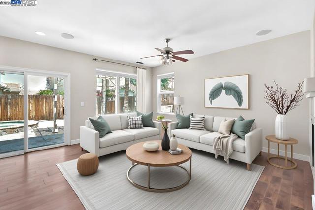 2315 Sabrina Way, Tracy CA: https://media.crmls.org/mediaz/39691be4-8caa-471e-989e-b1380d4a5f83.jpg