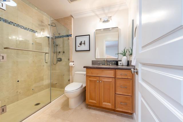 32760 Orick St, Union City CA: https://media.crmls.org/mediaz/39691fa2-d45c-4595-a4a3-1871125d9c12.jpg