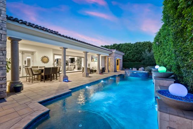 17 Emerald Court, Rancho Mirage CA: https://media.crmls.org/mediaz/396a4239-1c73-4507-9e5d-bf359bc8ac7b.jpg