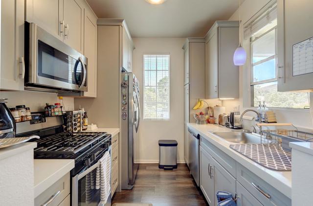10908 Sabre Hill Drive, San Diego CA: https://media.crmls.org/mediaz/396ac2e9-4b42-4516-8554-29cb4140eb76.jpg