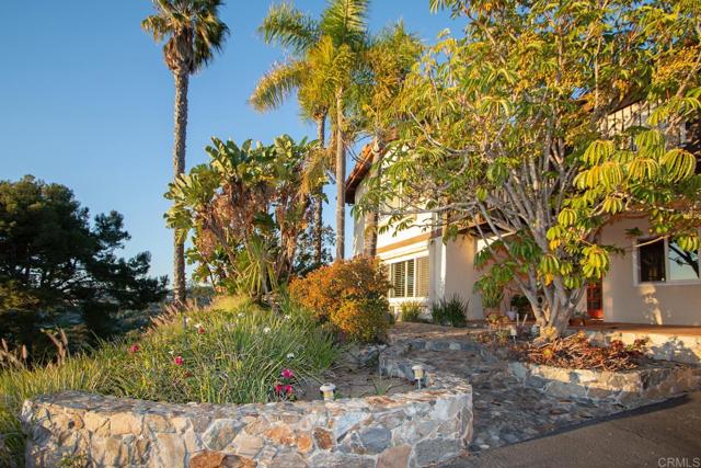 Detail Gallery Image 46 of 60 For 1330 Sugarbush Dr, Vista,  CA 92084 - 4 Beds | 3 Baths