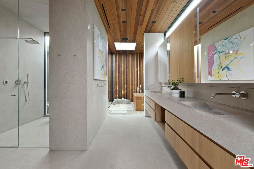 Thumbnail 30
