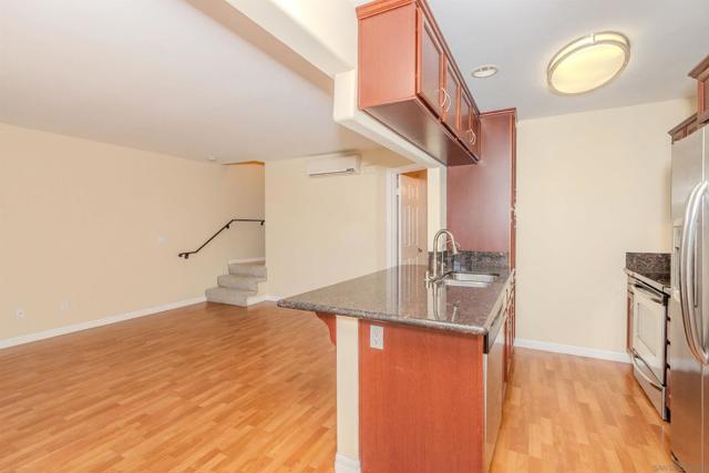 Image 5 of 27 For 5252 Balboa Arms Dr  #155