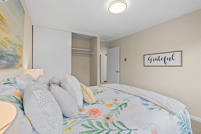 39219 Guardino Dr, Fremont CA: https://media.crmls.org/mediaz/396d85e6-d608-4f48-99b7-9af448004c75.jpg