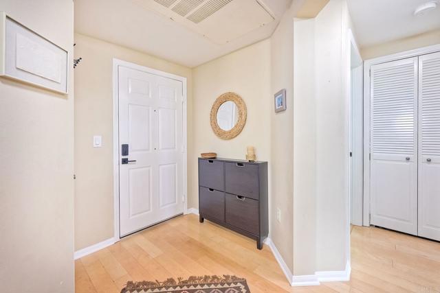2400 5th Avenue 225, San Diego CA: https://media.crmls.org/mediaz/396ec88a-e7e4-4b6e-b317-93abec2703b1.jpg