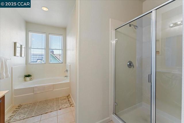 2201 Tsushima St, Hercules CA: https://media.crmls.org/mediaz/39709a58-fe83-4be7-ae62-3725205104e7.jpg