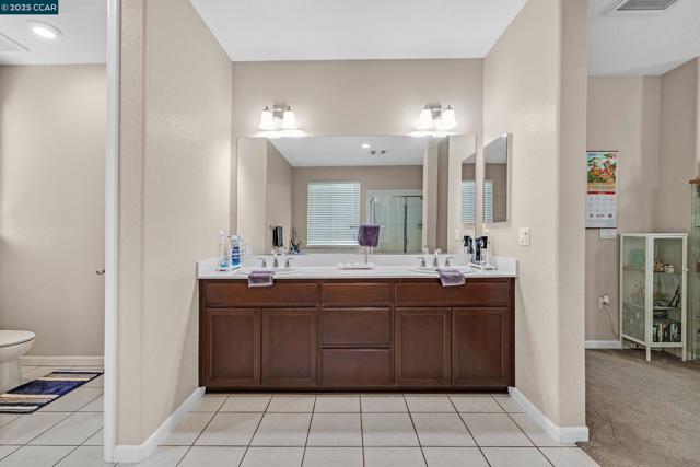 210 Belle Harbor Circle, Pittsburg CA: https://media.crmls.org/mediaz/3970a34b-6ea5-4aed-adf1-f7099f81854f.jpg