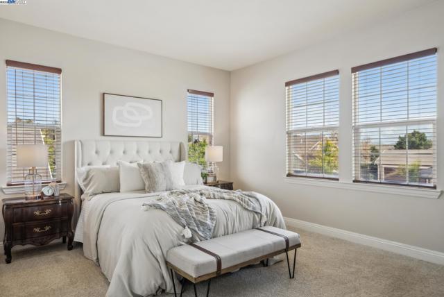 2193 Autinori Ct, Livermore CA: https://media.crmls.org/mediaz/3971377c-aece-4176-a70d-e93c13ce06f9.jpg