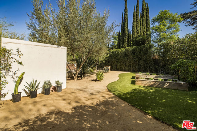 1323 Montecito Circle photo 41