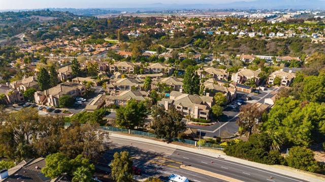 3575 Cameo Drive, Oceanside CA: https://media.crmls.org/mediaz/39750f9b-deea-44a2-a1d6-a7395bf7b23b.jpg
