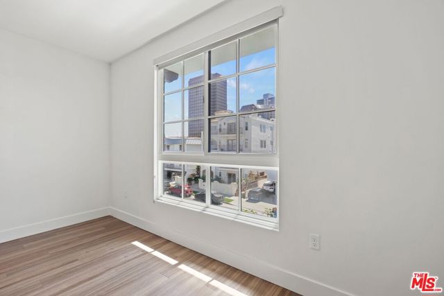 11818 Dorothy Street, Los Angeles CA: https://media.crmls.org/mediaz/39751613-f783-4544-bcc6-4506082d13f2.jpg