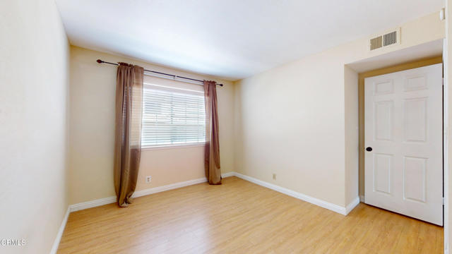 Detail Gallery Image 18 of 29 For 123 N Alhambra Ave #C,  Monterey Park,  CA 91755 - 3 Beds | 2/1 Baths