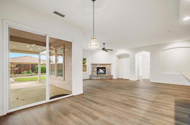 218 Alchemy Way, Napa CA: https://media.crmls.org/mediaz/3975fcd1-45da-4ce4-8e1f-e18429d097b6.jpg