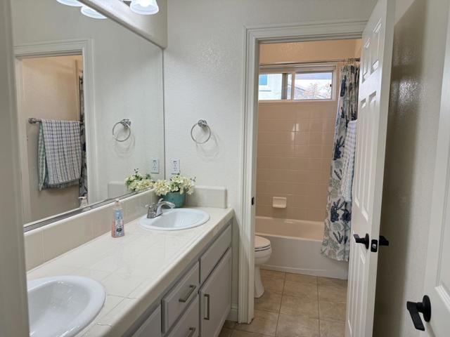 Image 29 of 37 For 7045 Tarvisio Way