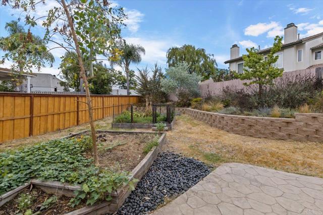 Detail Gallery Image 24 of 28 For 1011 Princess Kyra Pl, Escondido,  CA 92029 - 4 Beds | 2/1 Baths