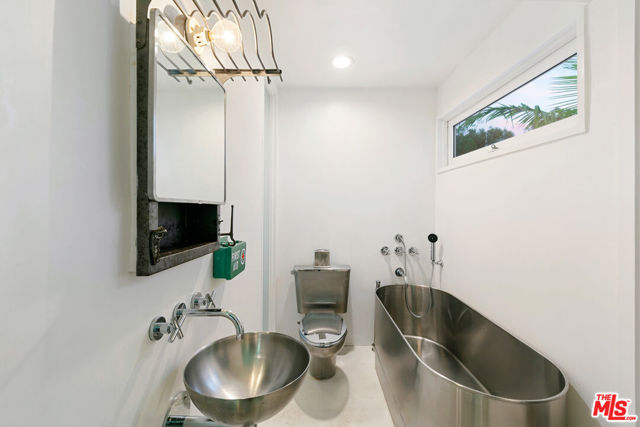 Drew Fenton | 27428 Pacific Coast Highway Malibu CA | MLS: 7336160