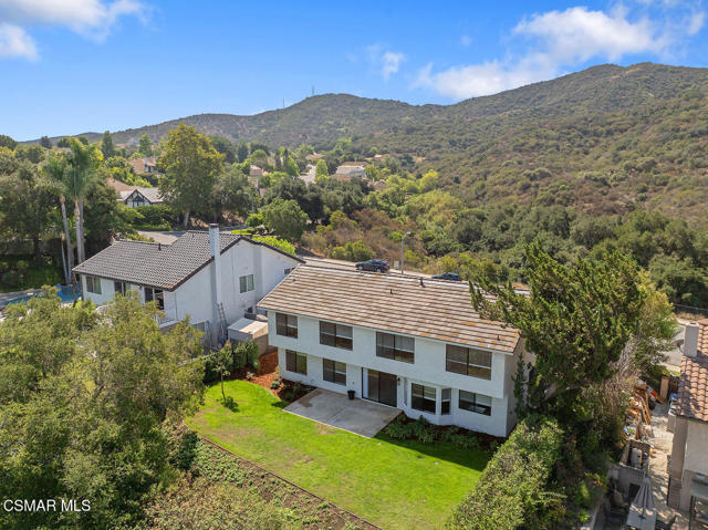 139 Los Padres Drive, Westlake Village CA: https://media.crmls.org/mediaz/397950ba-deee-40e4-a1c4-a13a94146012.jpg