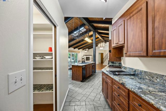 699 Fiesta Place, Hayward CA: https://media.crmls.org/mediaz/397950ff-a03e-4b1a-8c1b-6ab88eee848f.jpg