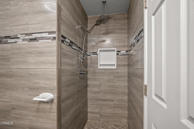 Detail Gallery Image 19 of 45 For 4499 via Marisol #321,  Los Angeles,  CA 90042 - 2 Beds | 2 Baths