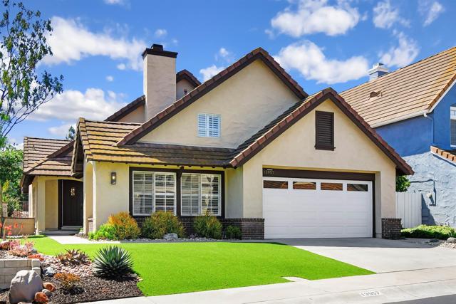13957 Royal Melbourne Sq, San Diego CA: https://media.crmls.org/mediaz/397a683d-6575-4282-a3af-0466ada8fde1.jpg