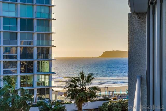 1750 Avenida Del Mundo, Coronado CA: https://media.crmls.org/mediaz/397ad532-c745-4cd1-9511-b589358d1ed9.jpg