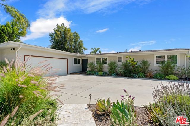 3767 SHERIDGE Drive photo 2