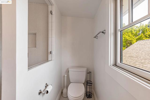 6108 Hillegass Ave, Oakland CA: https://media.crmls.org/mediaz/397dd078-2851-457f-a8d3-be348b4b6602.jpg