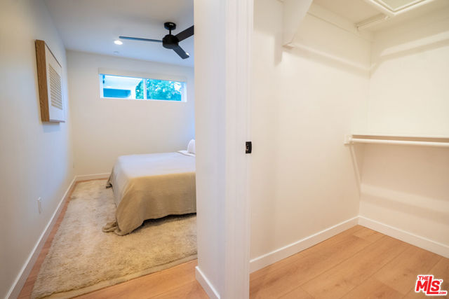 2220 Aaron Street, Los Angeles CA: https://media.crmls.org/mediaz/397e310f-05ba-48ce-88da-acea307bd0f7.jpg