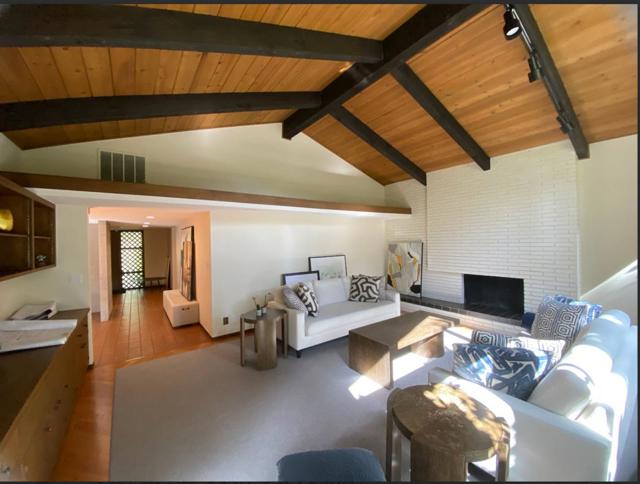 110 Glenwood Avenue, Atherton CA: https://media.crmls.org/mediaz/397ee44c-a991-4427-8fc2-172b89af50c8.jpg