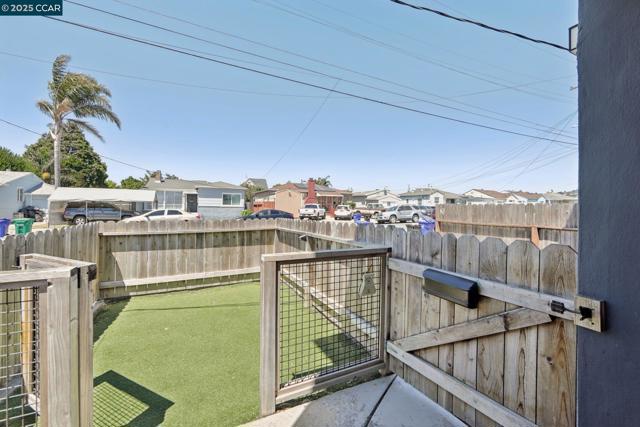 2110 Hellings Avenue, Richmond CA: https://media.crmls.org/mediaz/3980fb82-f0af-4206-9c13-d83e75ac9ca6.jpg