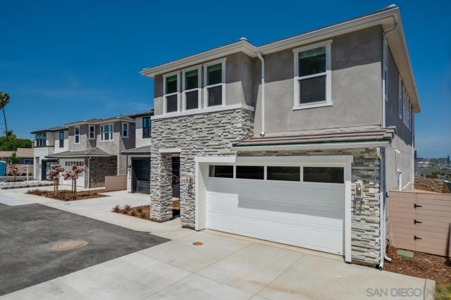 2954 Copley Ave, San Diego CA: https://media.crmls.org/mediaz/39819206-7789-47ad-9d83-964c8304b288.jpg