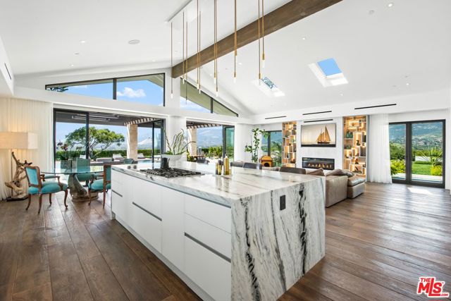 4610 Via Vistosa, Santa Barbara CA: https://media.crmls.org/mediaz/3981dcbd-bf61-4c4b-8a59-73e7190123c0.jpg