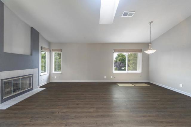 230 Amesport, Half Moon Bay CA: https://media.crmls.org/mediaz/3981e53a-1ece-4004-990e-f94a2bcad46c.jpg