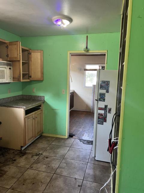 207 Grandview Street, Santa Cruz CA: https://media.crmls.org/mediaz/39822e99-e43e-4ffd-99a5-7ee818695205.jpg