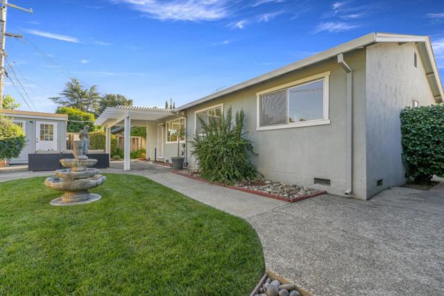 2476 Le Bain Drive, San Jose CA: https://media.crmls.org/mediaz/3982d5fe-8c91-4bae-9f60-00c756ddea94.jpg