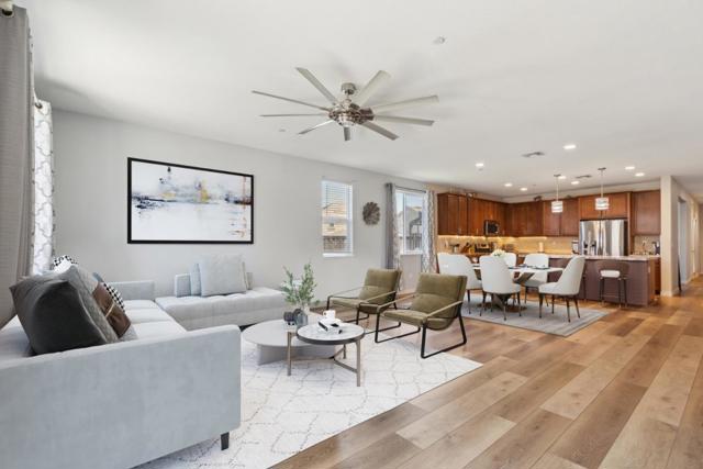 410 Thistle Court, Hollister CA: https://media.crmls.org/mediaz/3984ca8f-ff2c-40e2-9fff-44106066fcba.jpg