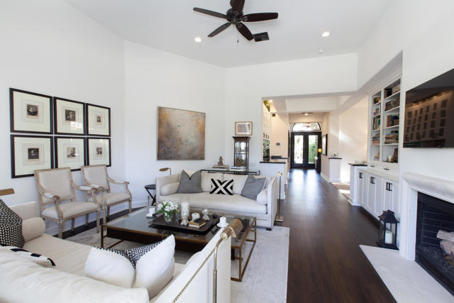 48225 Via Solana, La Quinta CA: https://media.crmls.org/mediaz/3985e58b-523c-40a4-be1d-3197e6ba2876.jpg