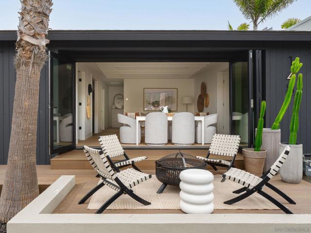 148 150 North Acacia, Solana Beach CA: https://media.crmls.org/mediaz/3987a1ce-154e-4126-bf47-0a3c95b0c0cb.jpg