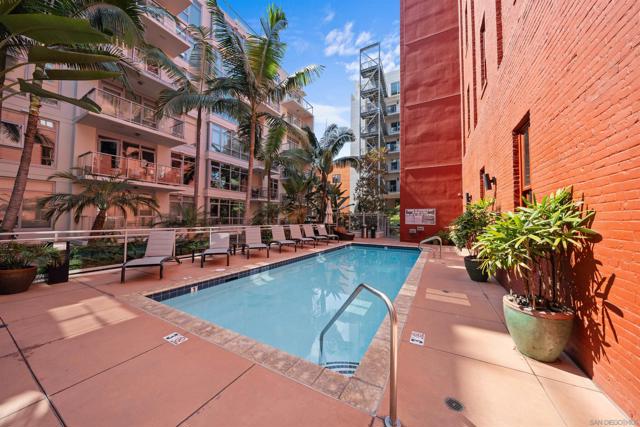 1431 Pacific Hwy, San Diego CA: https://media.crmls.org/mediaz/398881ed-eb53-46e7-8876-bc86272871b8.jpg