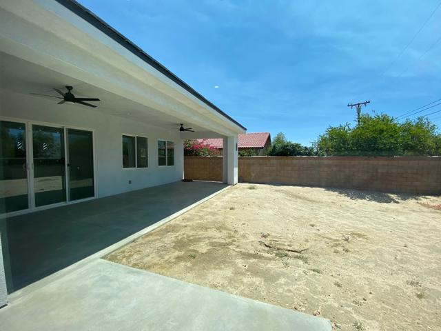 15483 Avenida Atezada, Desert Hot Springs CA: https://media.crmls.org/mediaz/3988fe29-18cb-4877-bdca-54606c2722c4.jpg