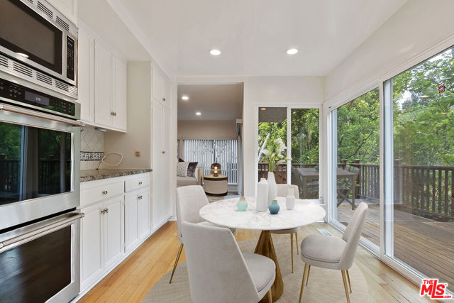 2781 Woodwardia Drive, Los Angeles CA: https://media.crmls.org/mediaz/398907fb-08b6-461d-9f12-a2b8849f153d.jpg