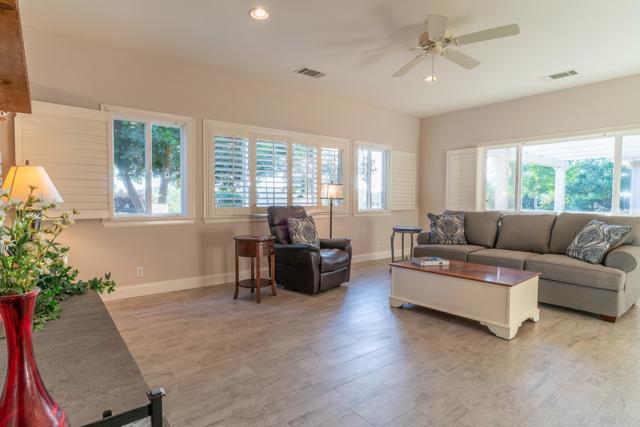 30646 Red Hawk Road, Valley Center CA: https://media.crmls.org/mediaz/398abfe6-c9c9-4c69-bcf7-11677c19fd51.jpg