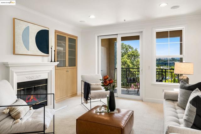 1800 Alma, Walnut Creek CA: https://media.crmls.org/mediaz/398b2fce-3424-43f9-80ef-bebdc00d0ed5.jpg