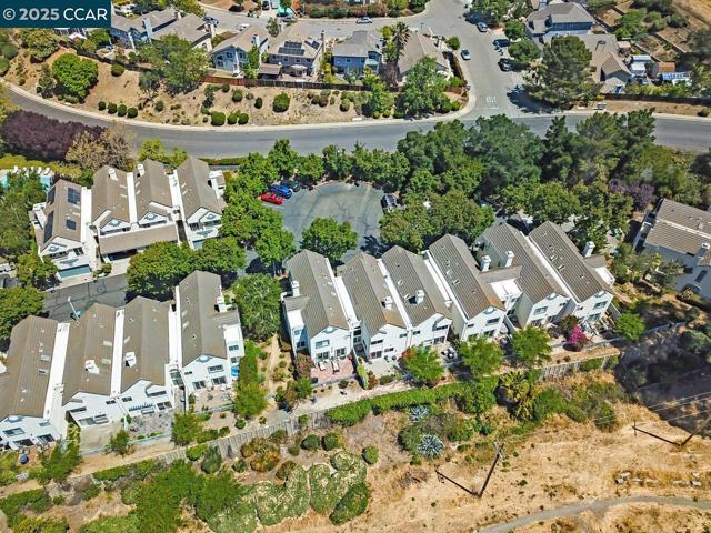 32 Shoal Dr, Vallejo CA: https://media.crmls.org/mediaz/398bcd6b-63aa-47b1-a384-c7da8a45a23b.jpg