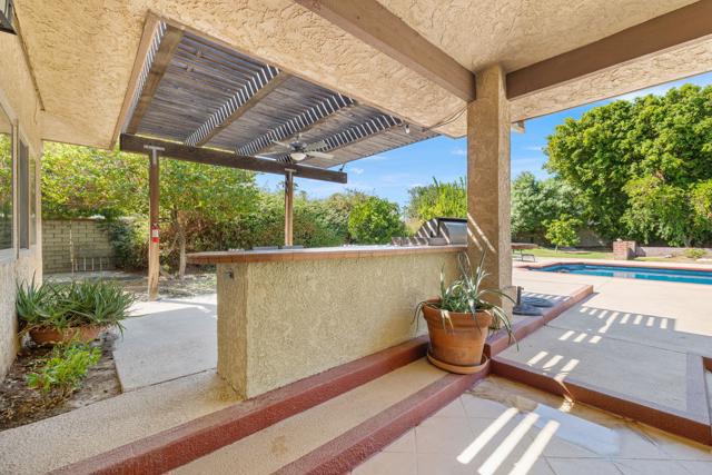 72056 Palm Haven Drive, Rancho Mirage CA: https://media.crmls.org/mediaz/398be8d9-a38b-40c8-bc11-1eb57d8933bb.jpg