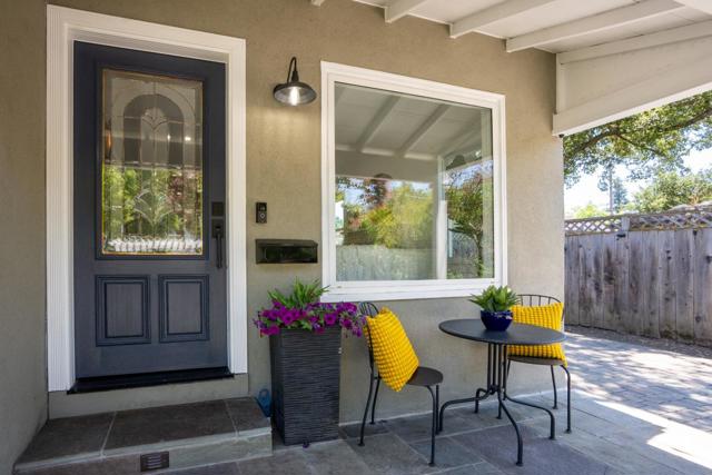 2653 Brewster Avenue, Redwood City CA: https://media.crmls.org/mediaz/398c22d5-4a17-4a88-8657-6a48efaaff68.jpg