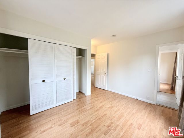 628 N Westbourne Drive, West Hollywood CA: https://media.crmls.org/mediaz/398d3fc2-7b72-44a6-8c9d-0ddaf8ec7e3e.jpg