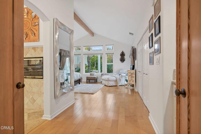 1454 S La Luna Avenue, Ojai CA: https://media.crmls.org/mediaz/398db1dc-1cf9-4b7c-abd6-658d26edb88f.jpg