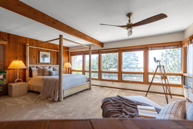 13635 Pine Needles, Del Mar CA: https://media.crmls.org/mediaz/398e9c5a-b85a-4734-a13a-0e03465cbb3e.jpg